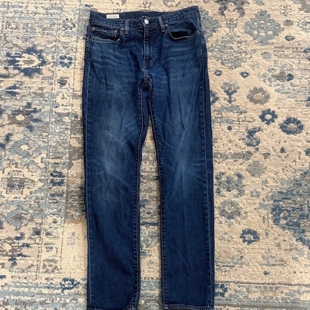 Slim Fit Men's Dark Blue Jeans - Classic Denim Style - Picture 1 of 2